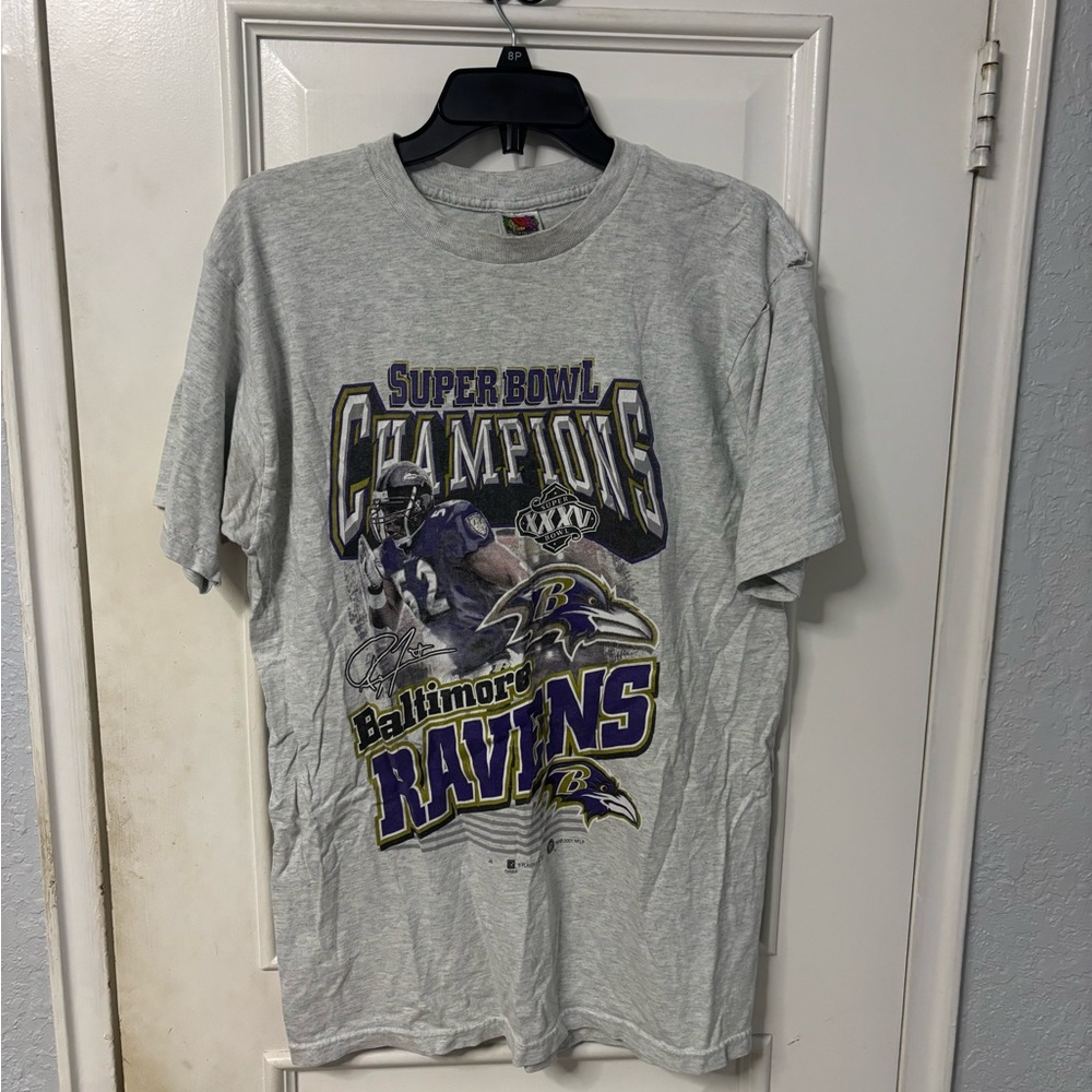 Vintage 2001 NFL Baltimore Ravens Super Bowl Champions T-Shirt
